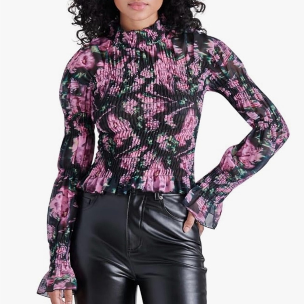 Steve Madden Crop Long Sleeve Presley Top Smocked Purple Floral Womens Medium